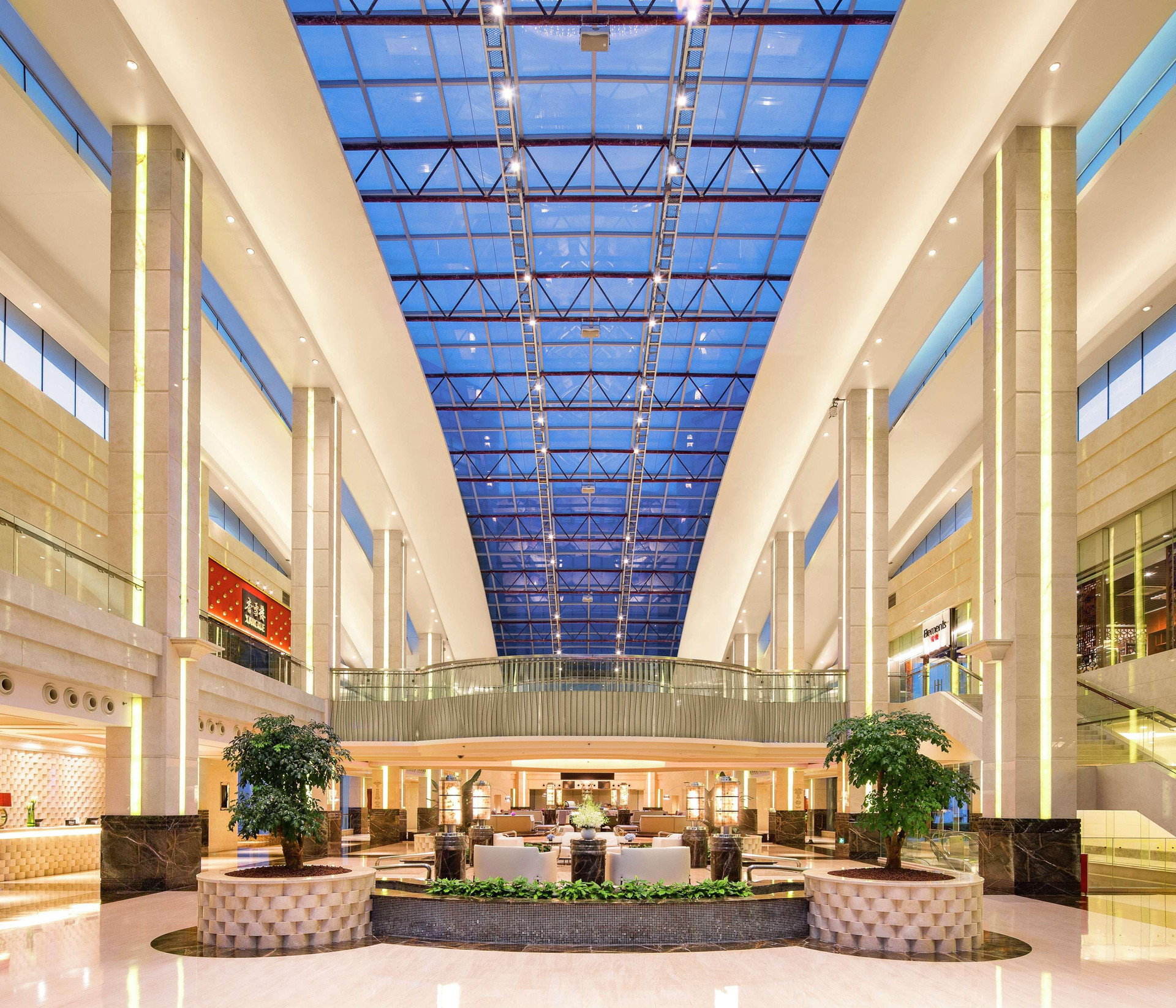 Vista Lobby Hilton Guangzhou Science City