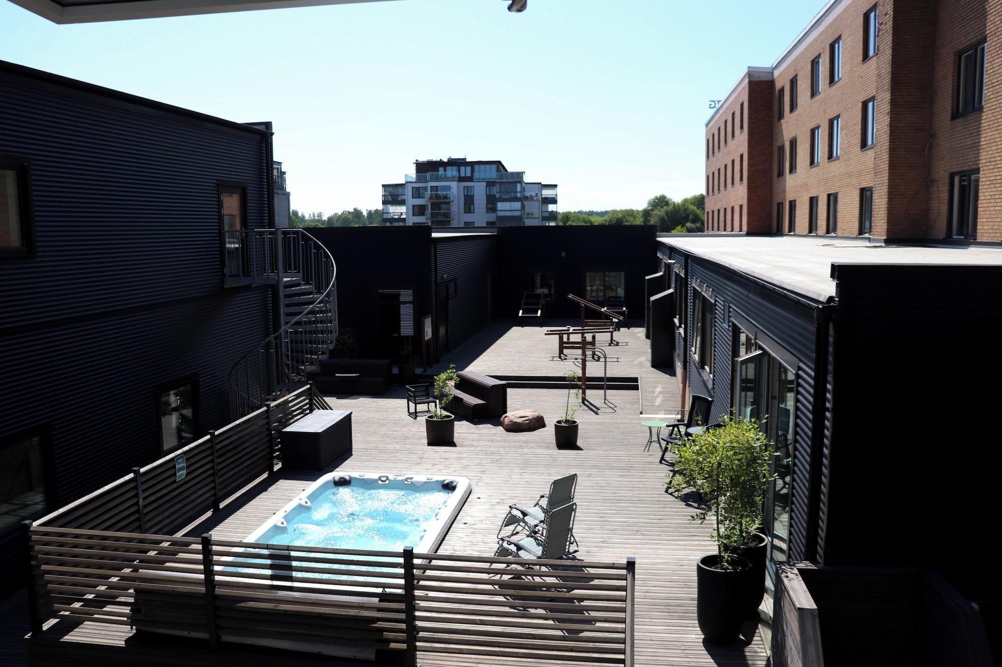 Vista Piscina Quality Hotel Vanersborg