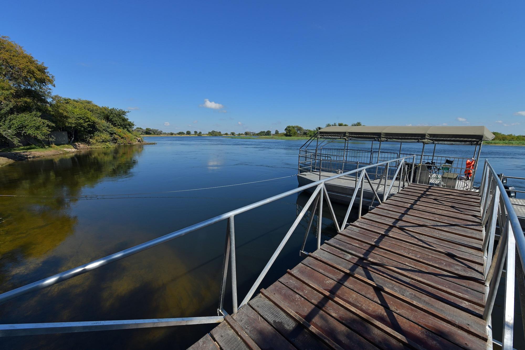 Instalaciones Recreativas Zambezi Mubala Camp