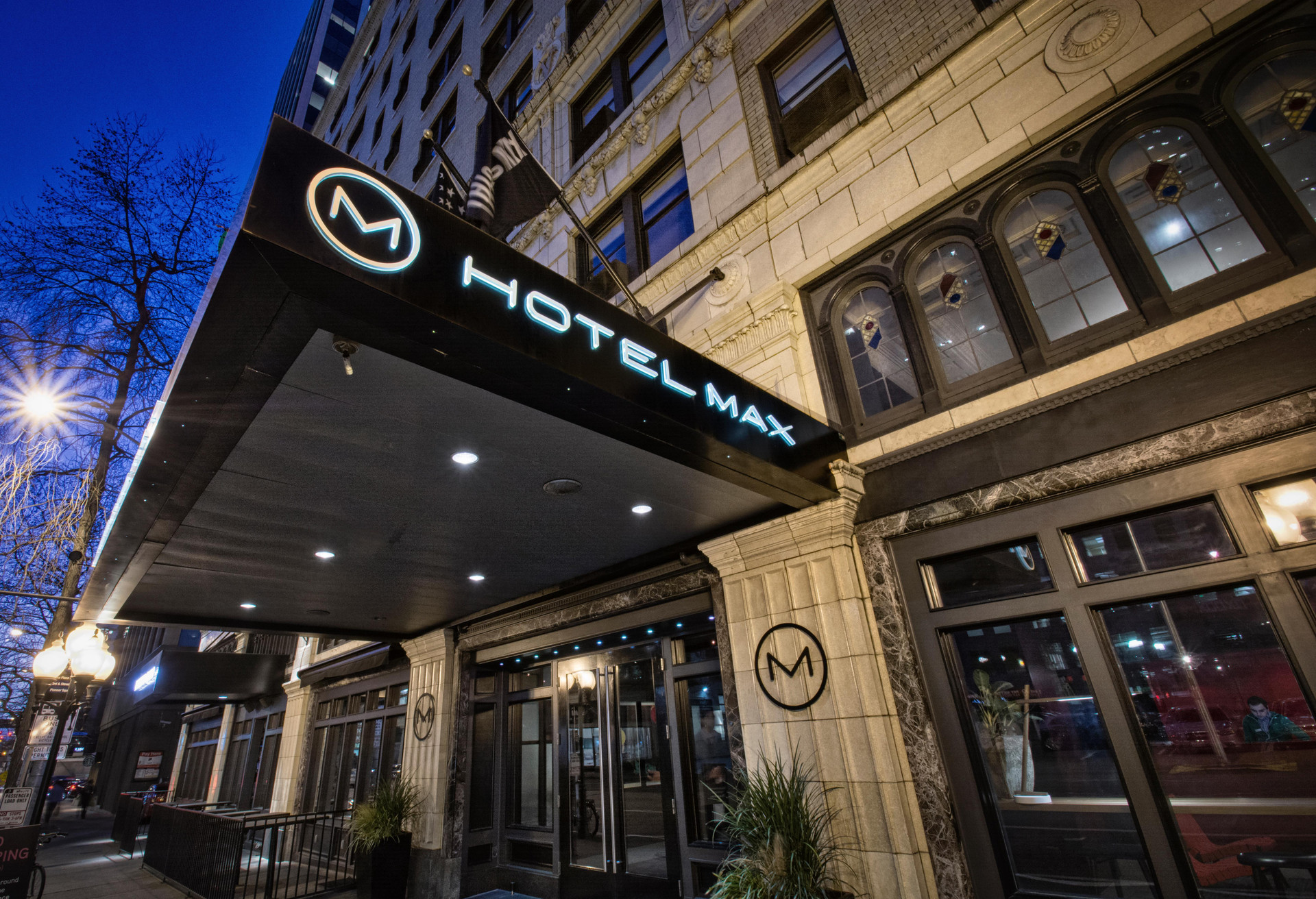Vista Exterior Hotel Max
