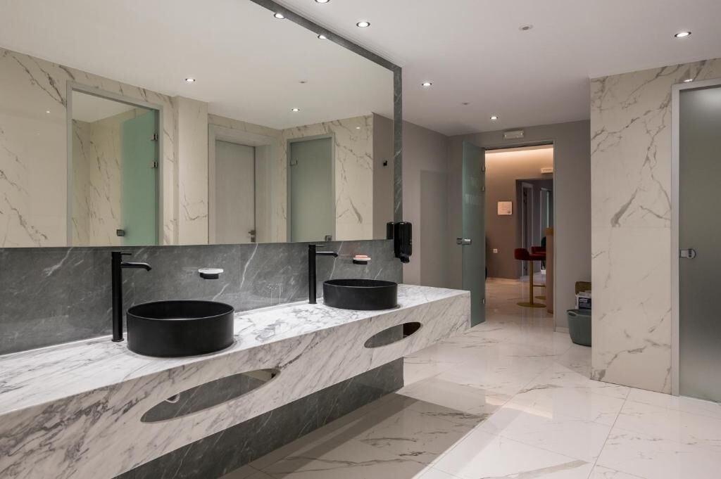 Spa Blue Elephant - Adults Only