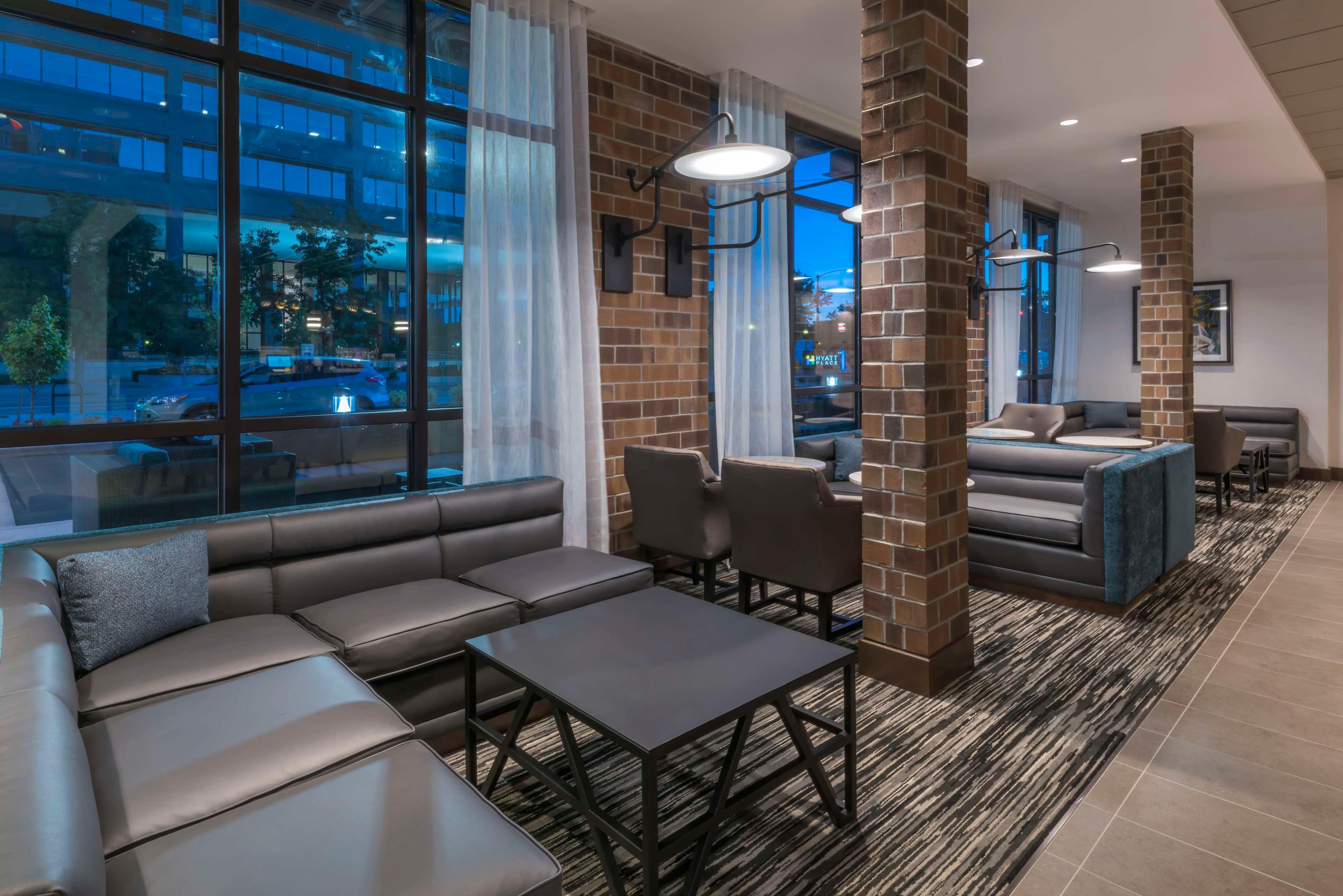 Vista Lobby Hyatt Place Boise/Downtown