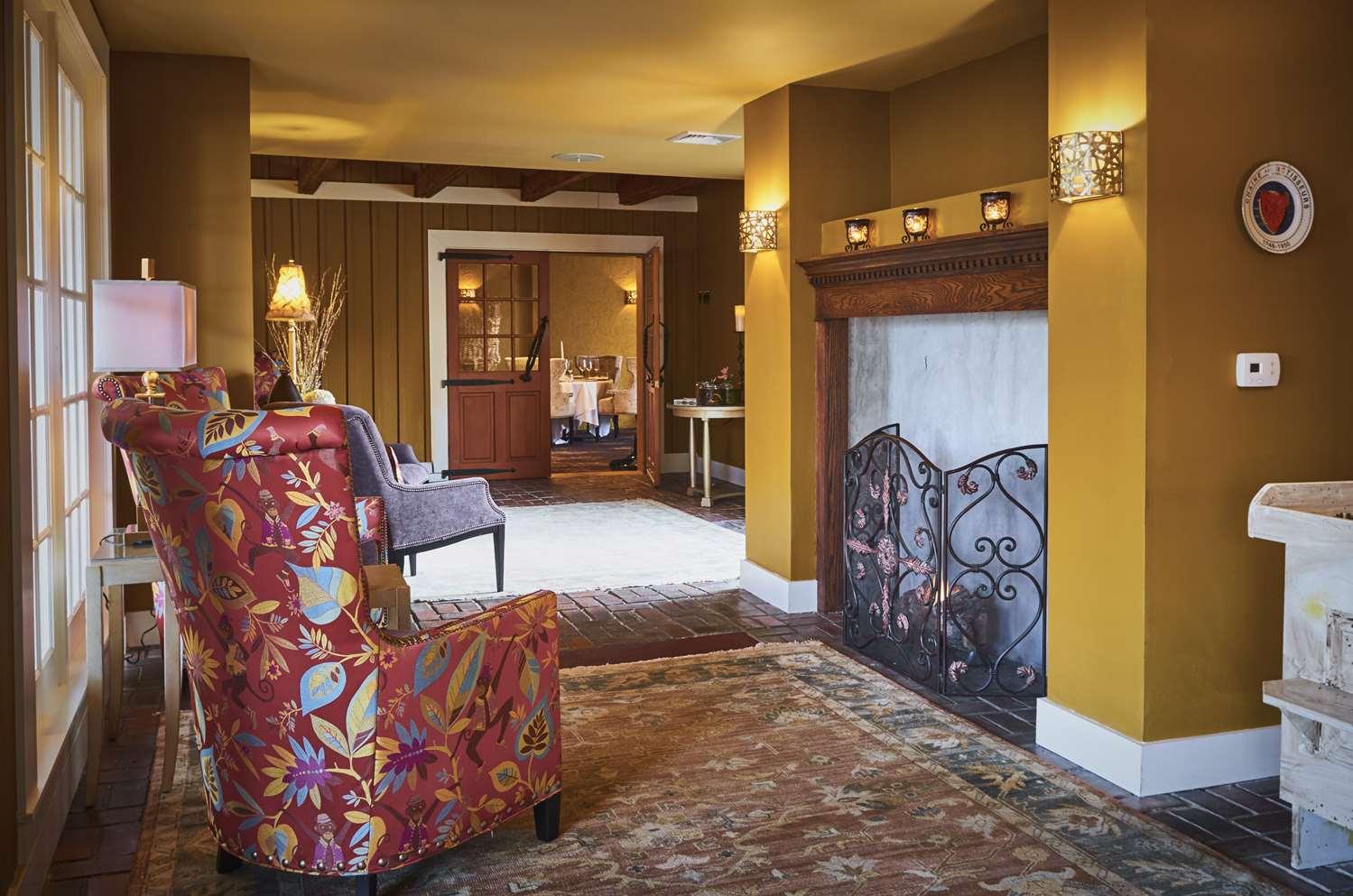 Vista Lobby The Inn At Leola Village, a Historic Hotel of America