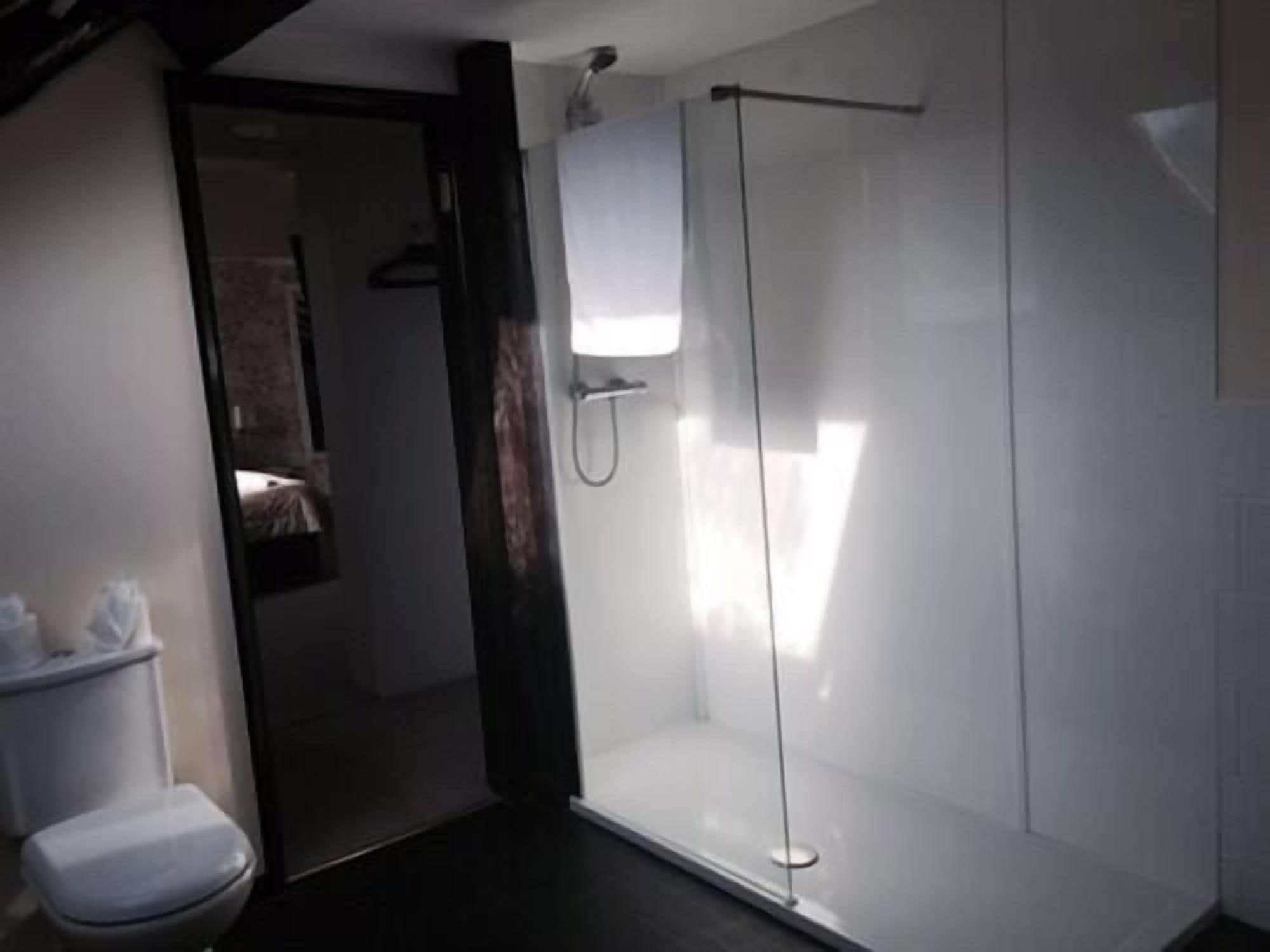 Equipamiento de Habitación Coach House Hotel