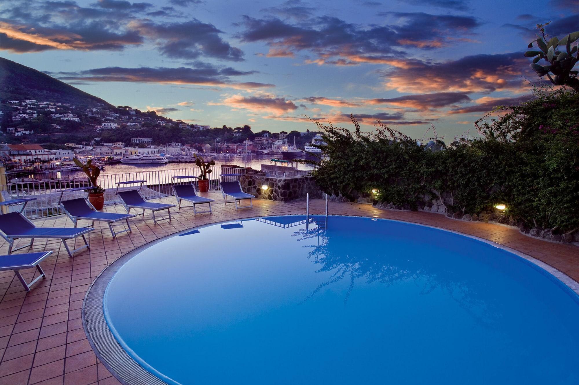 Vista Piscina Aragona Palace Hotel & Spa
