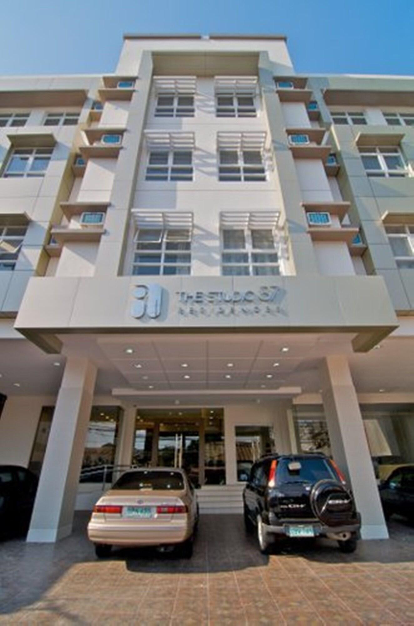 Vista Exterior The Studio 87 Residences