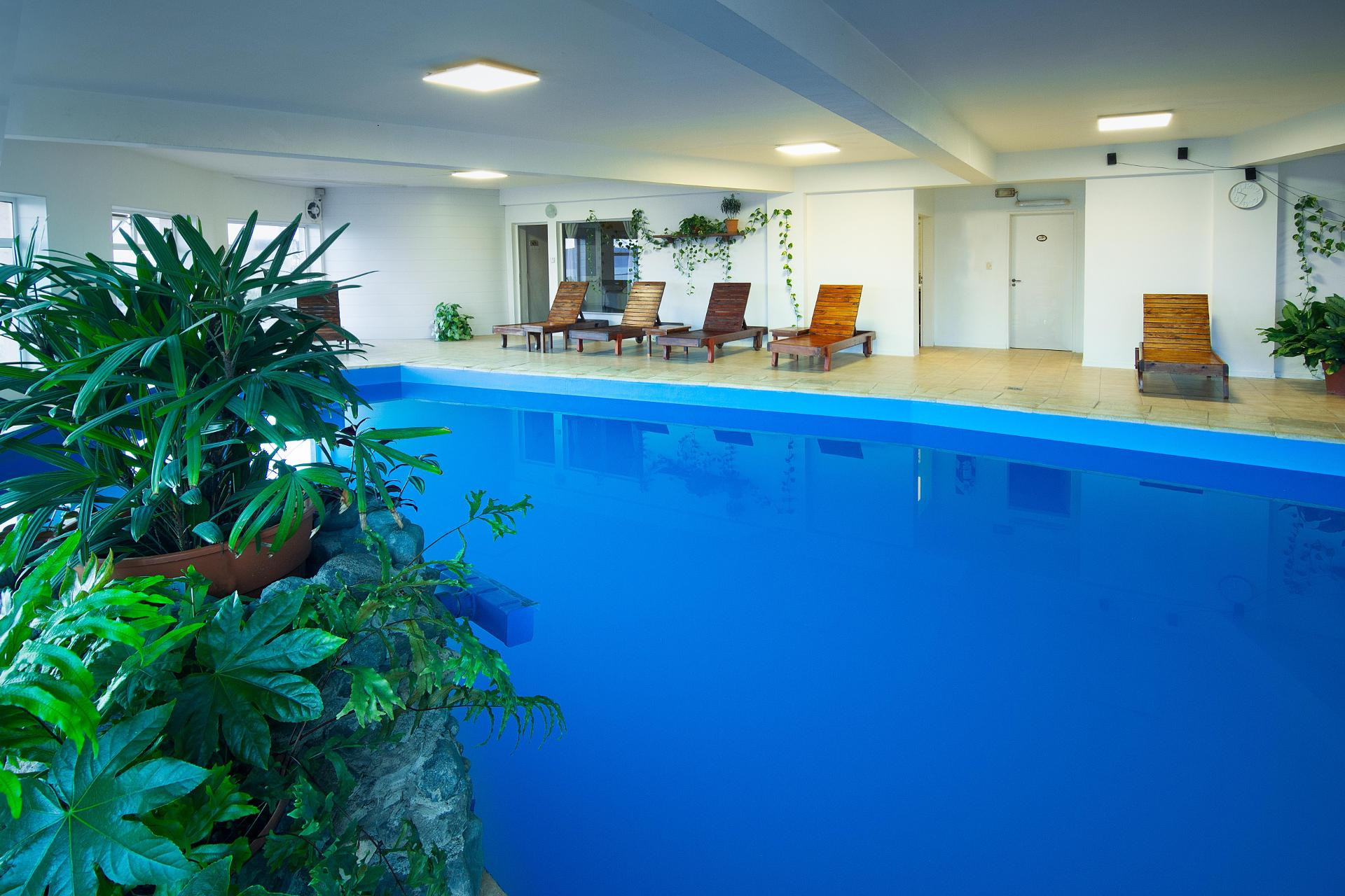 Vista da piscina Aikendor Hotel Panoramico