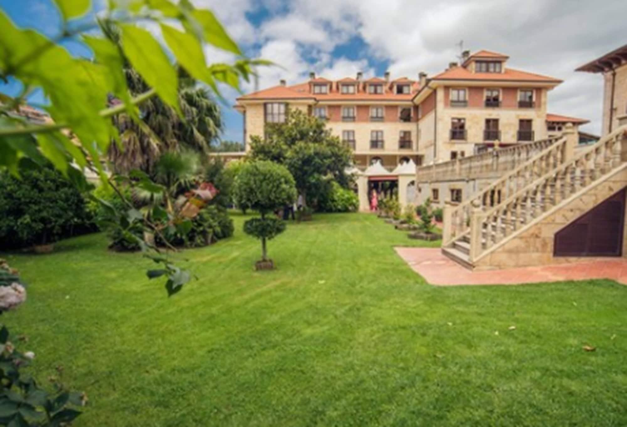 Varios Hotel Spa Villa Pasiega