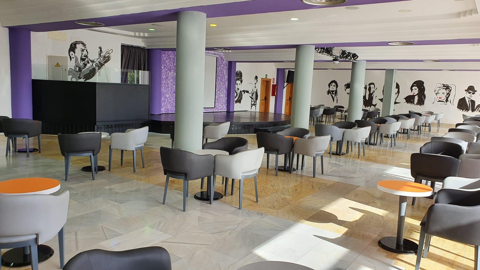 Bar/Salón Chatur Playa Real Resort