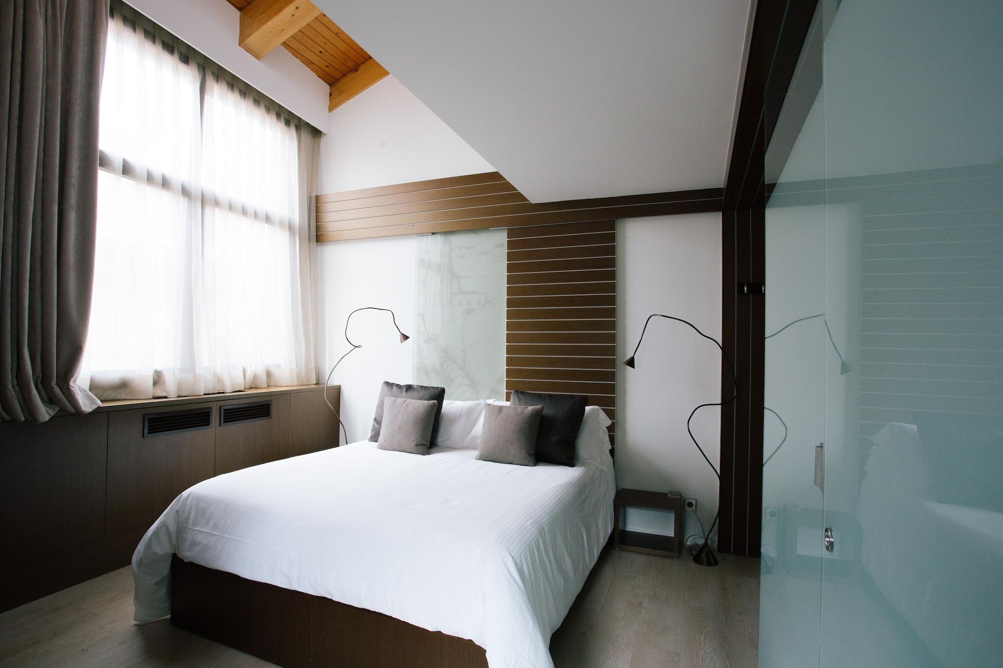 Varios Hotel Museu Llegendes de Girona