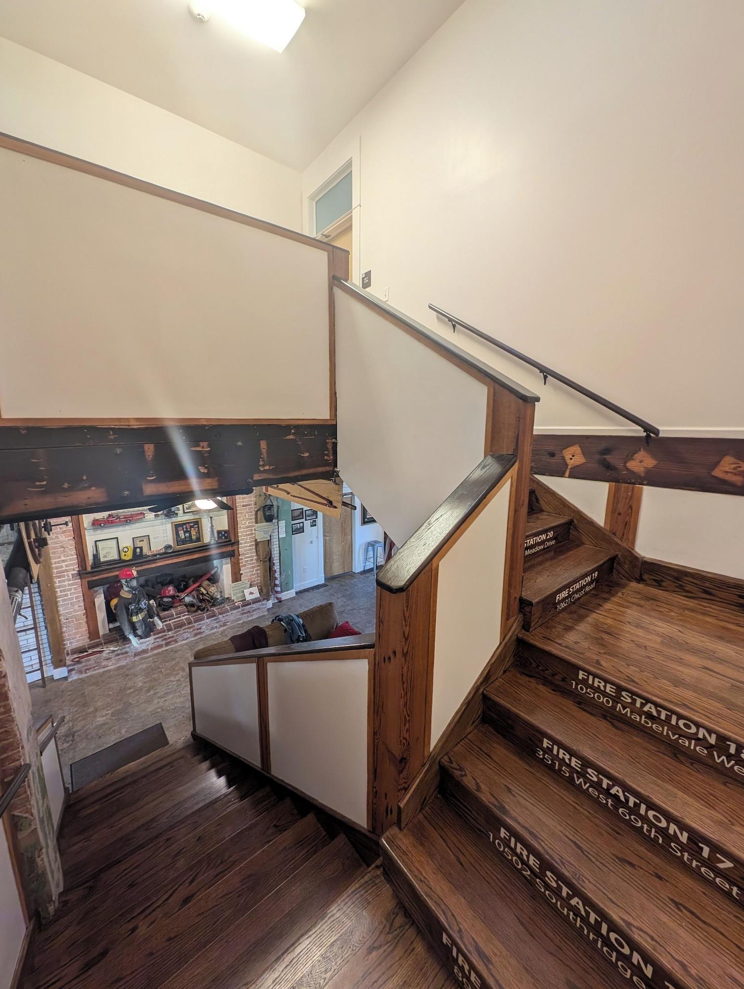 Varios Little Rock Firehouse Museum & Hostel