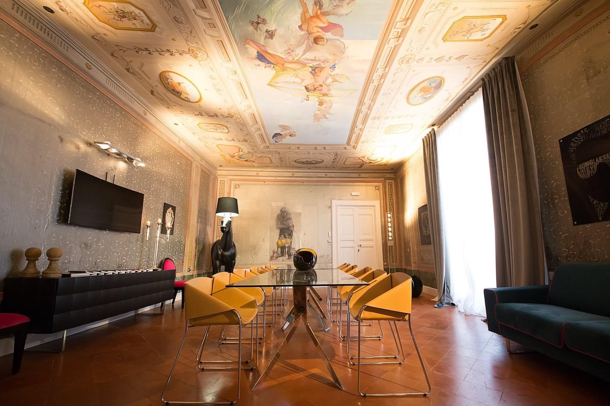 Sala de Reuniones Palazzo Cannavina