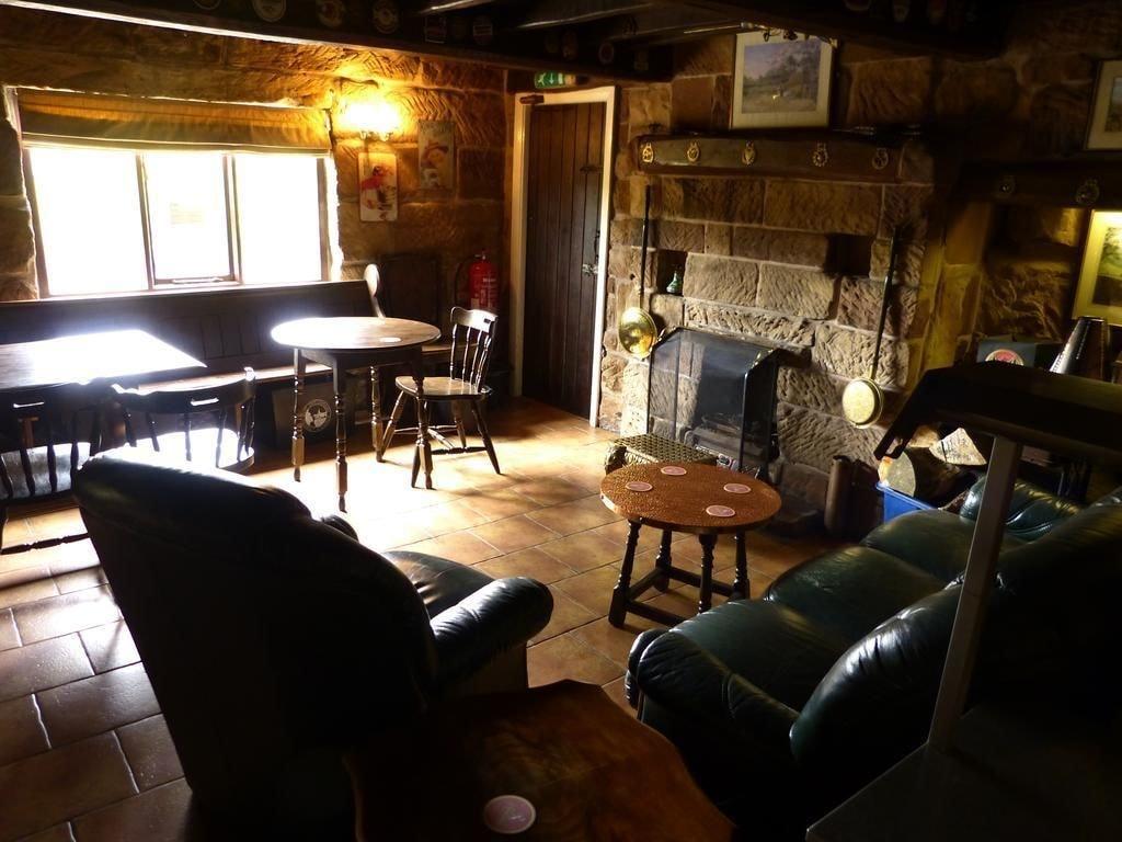 Vista Lobby Peakstones Inn