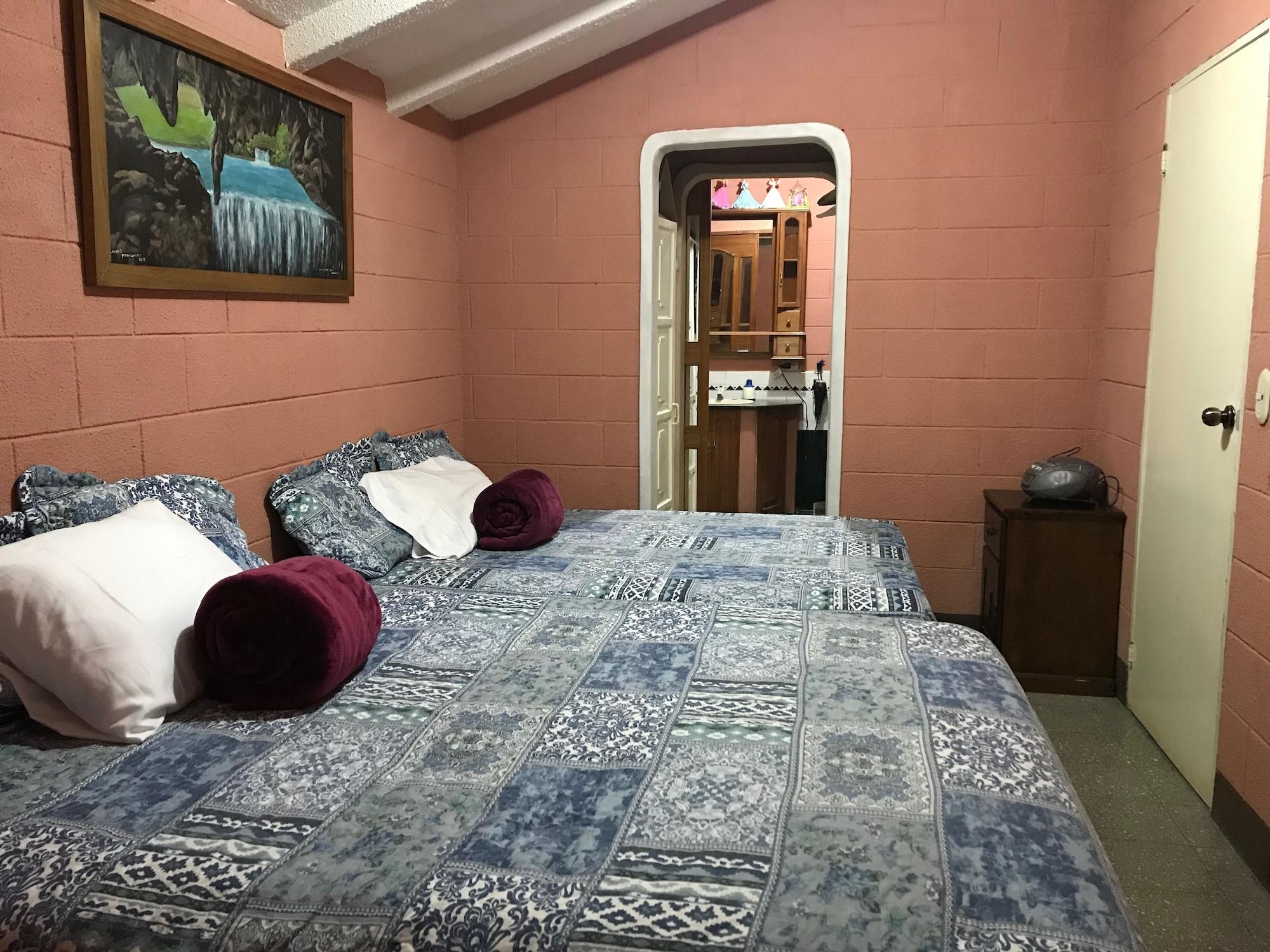 Set de Habitación Hotel Casa Jose Coban