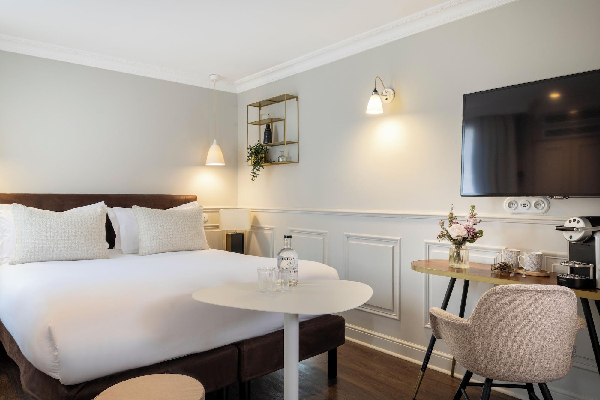 Varios Hôtel Madeleine Haussmann
