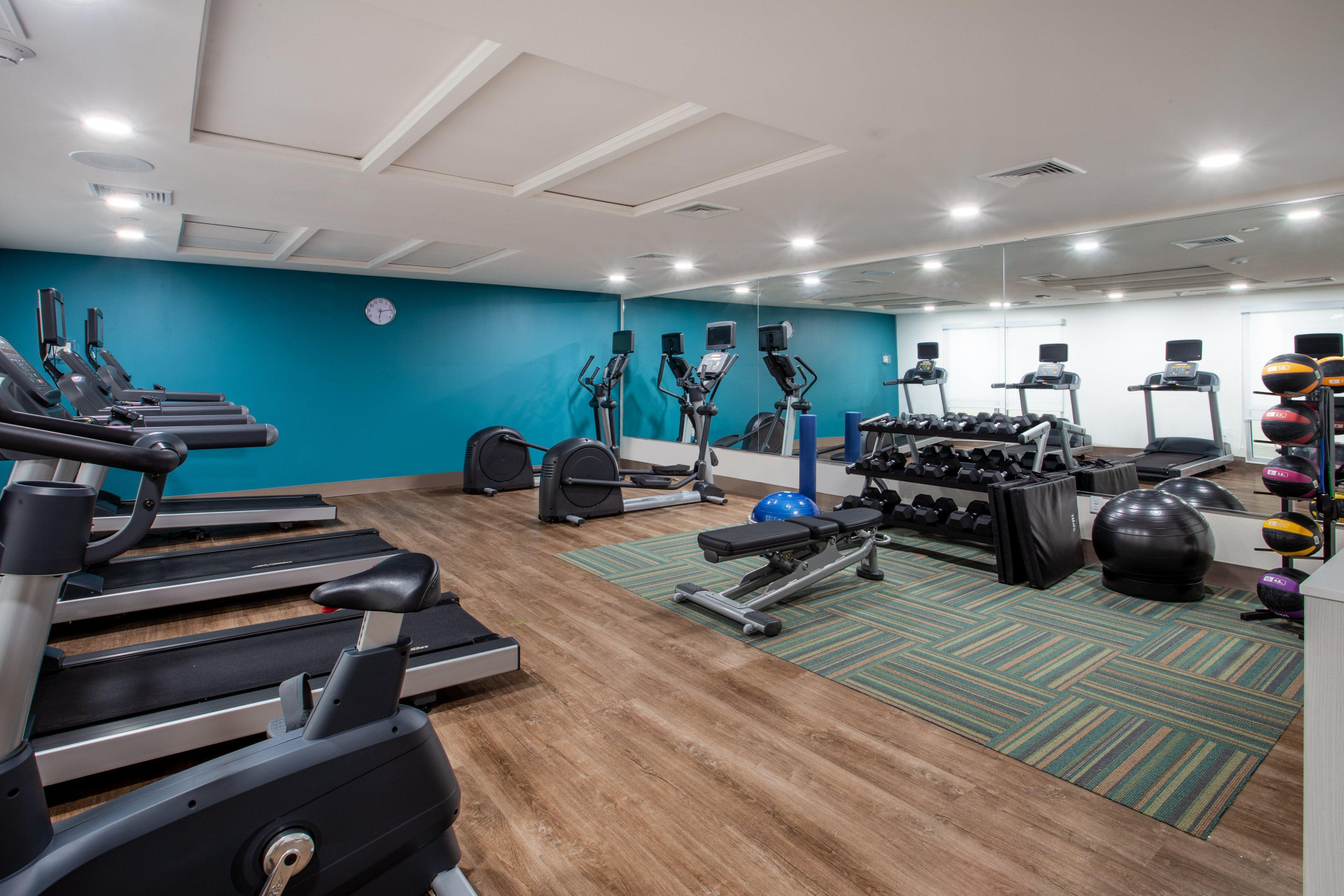 Instalaciones Recreativas Holiday Inn Express & Suites Deland South
