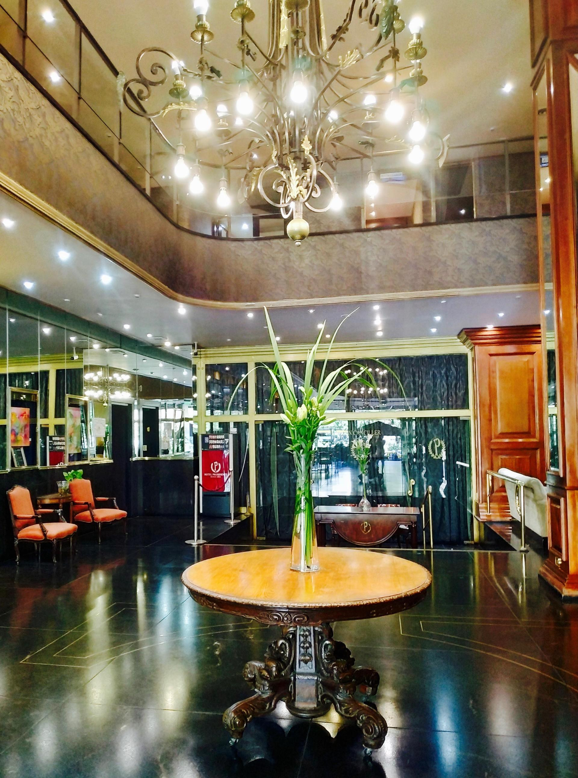 Vista Lobby Hotel Presidente