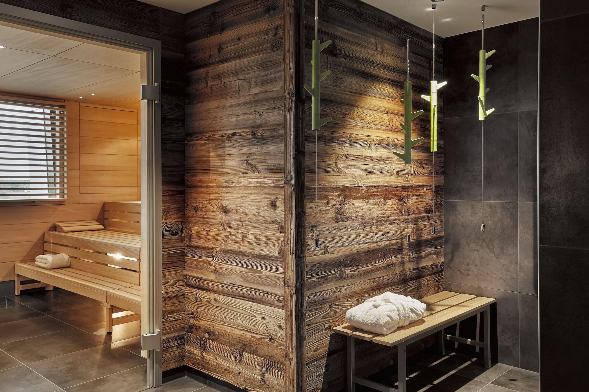 Spa H4 Hotel Mönchengladbach im BORUSSIA-PARK