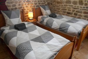 Alquiler Vacacional - Light and airy bungalow with large terrace & heated outdoor pool