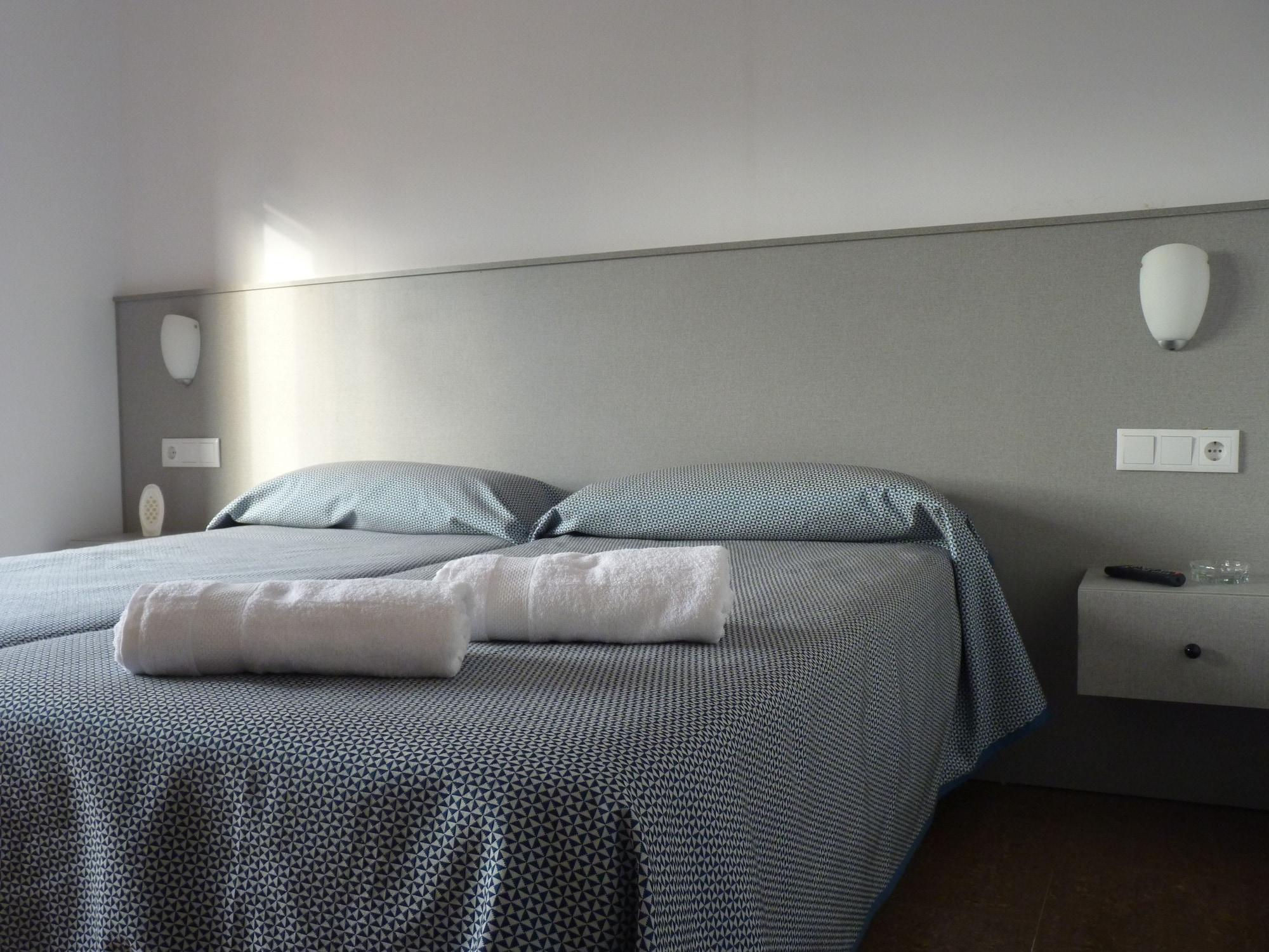 Varios Hostal Drassanes