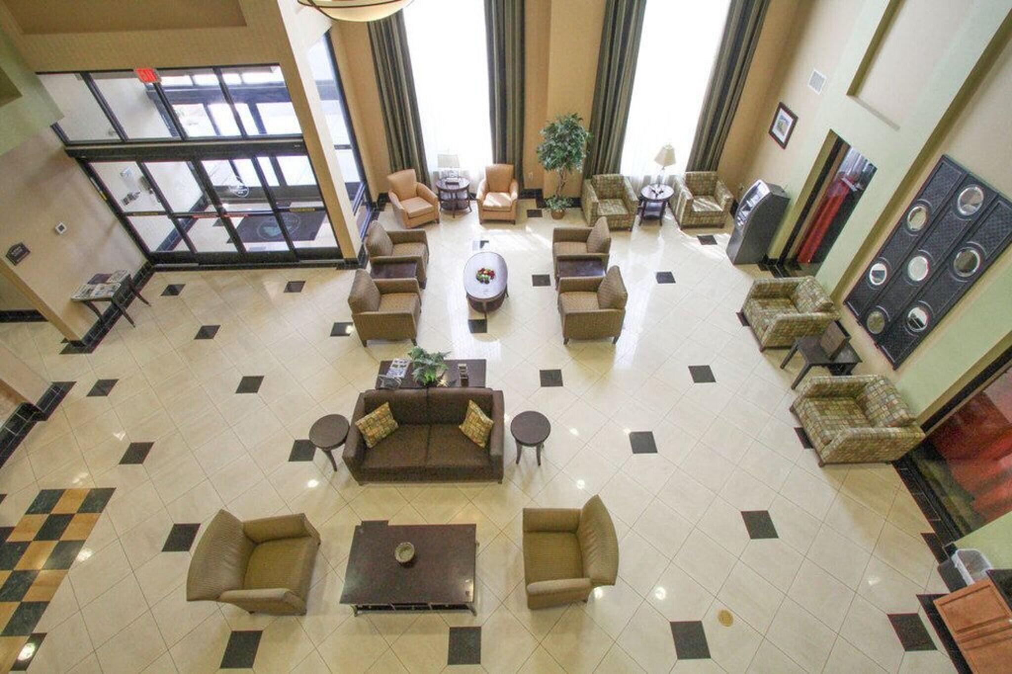 Vista Lobby Greentree Inn And Suites Florence Az