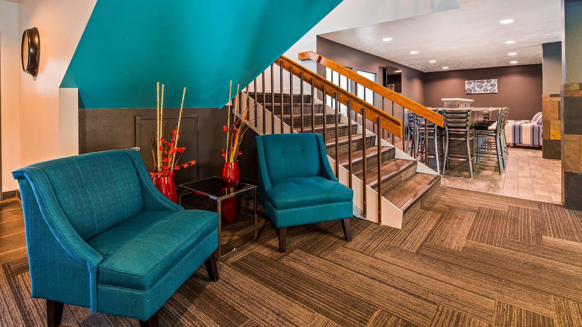 Vista Lobby SureStay Plus Hotel by Best Western Post Falls