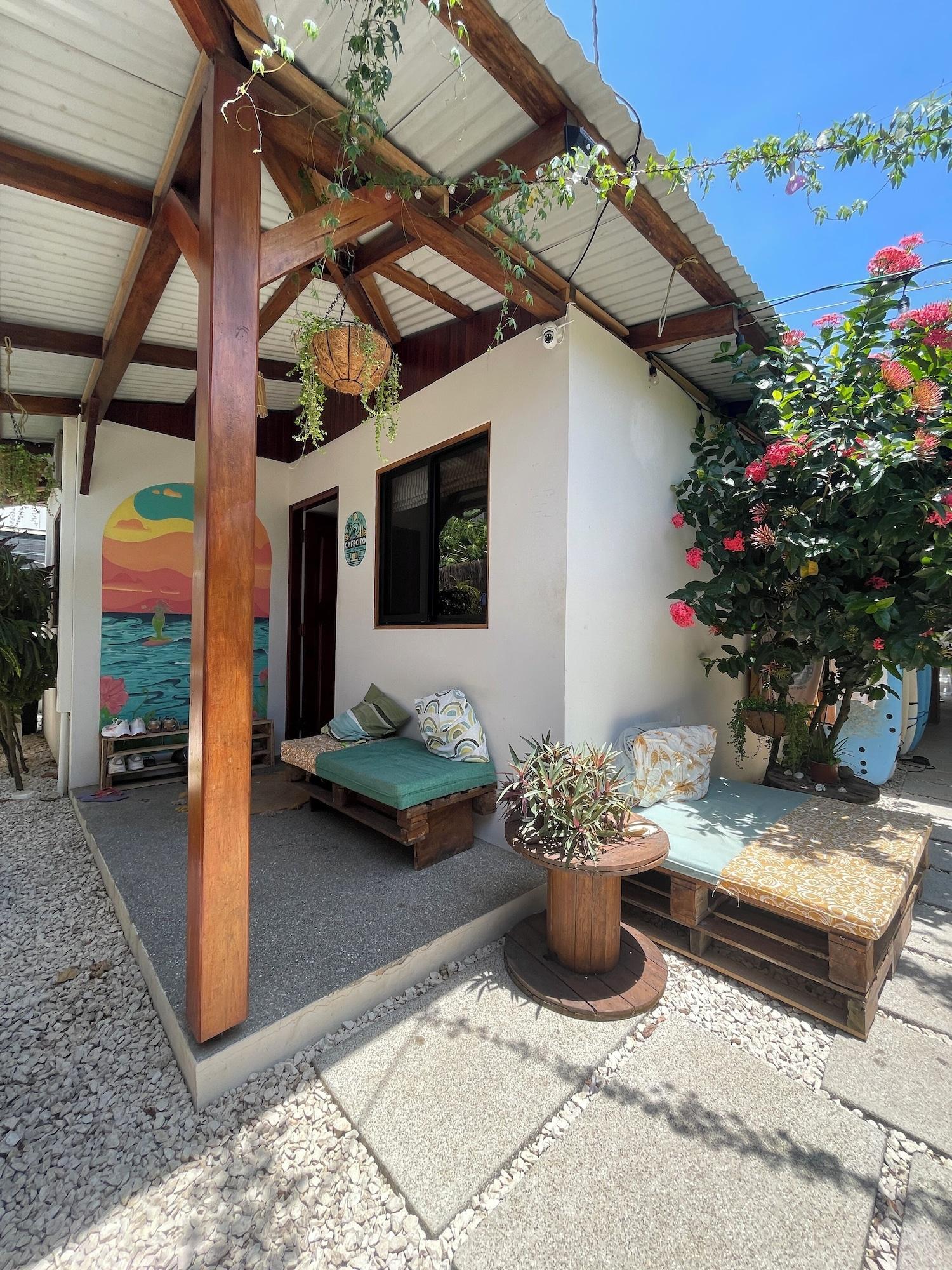 Varios The Cafecito Surf School & Guesthouse