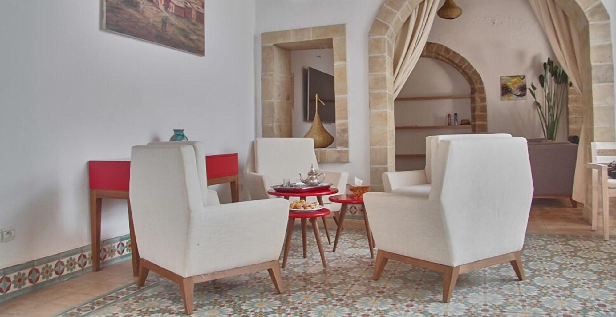 Varios Riad Borj El Baroud