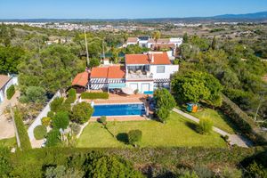 Alquiler Vacacional - Exclusive vacation villa with sea view and heated pool