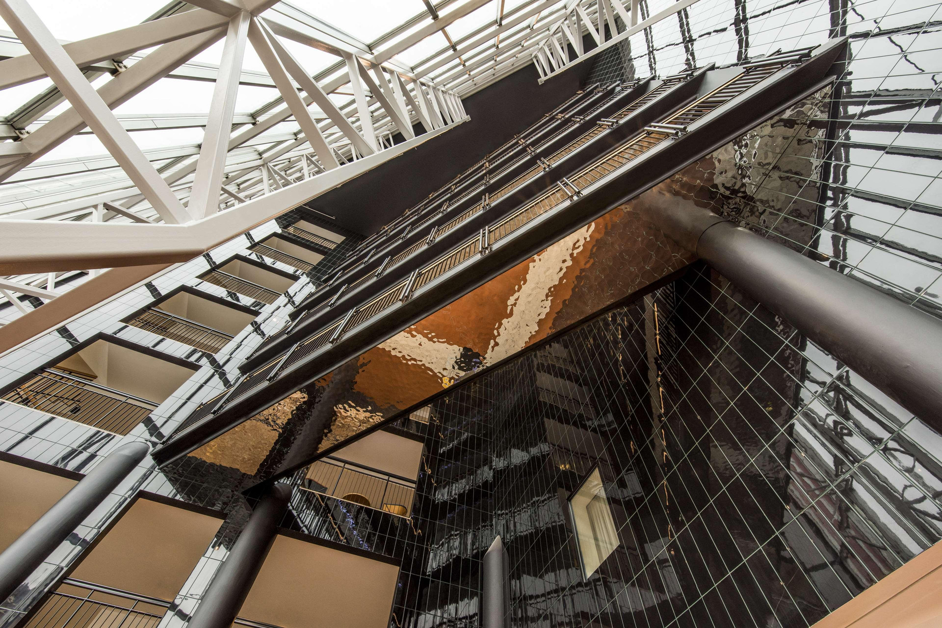 Vista Lobby NH Prague City