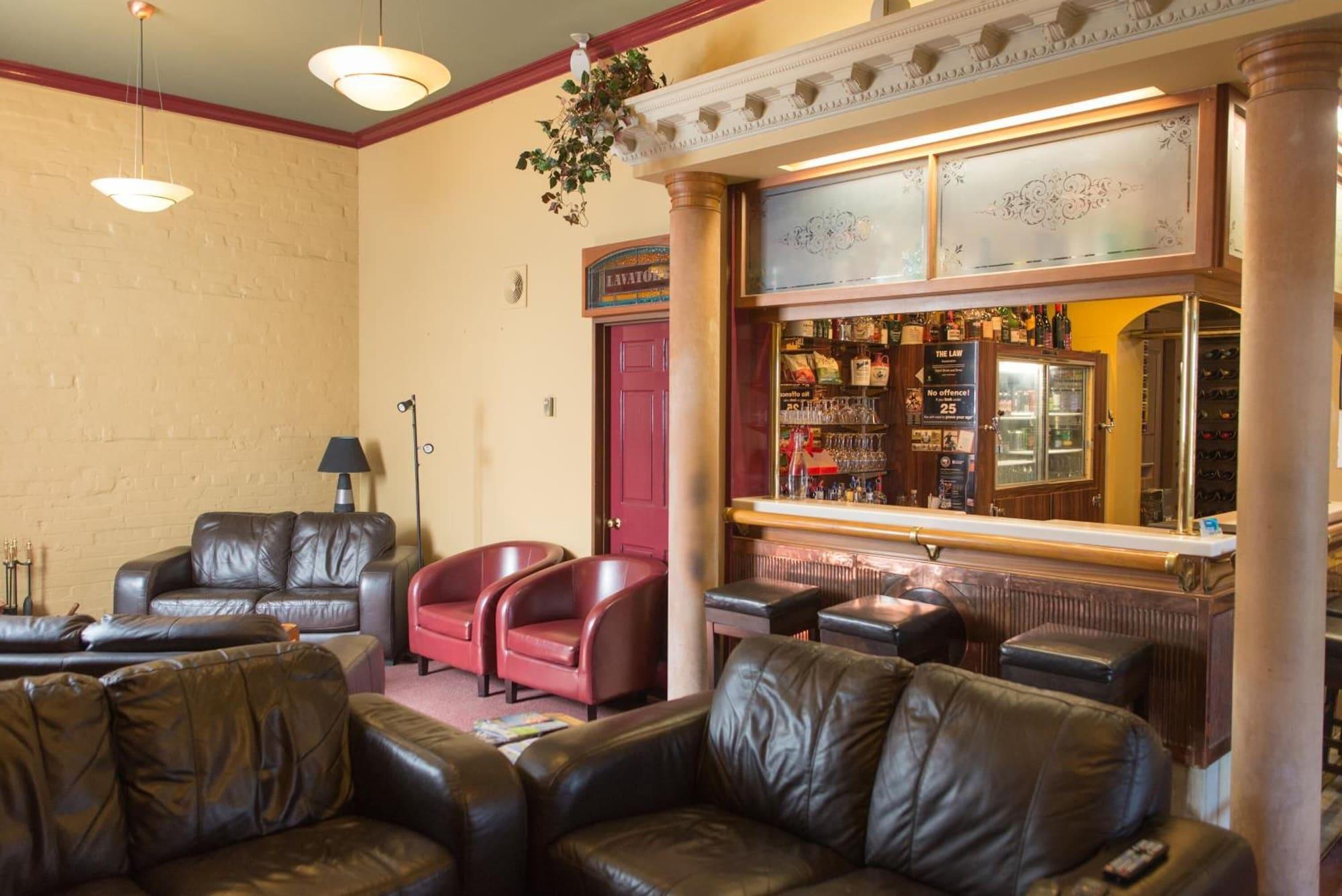 Vista Lobby Victoria Railway Hotel