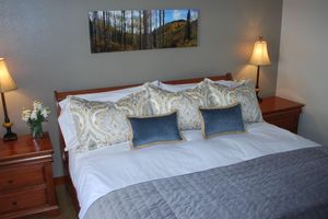 Alquiler Vacacional - Largest 1 Br Condo With Den, Quiet Top Floor End Unit, Sleeps 6