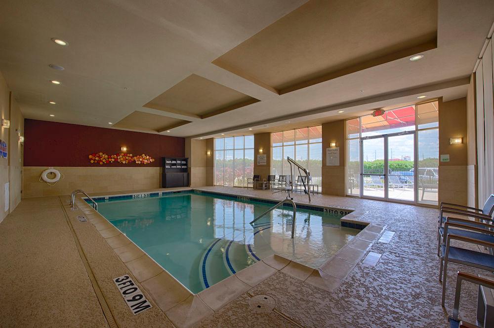 Vista da piscina Holiday Inn - Houston Westchase