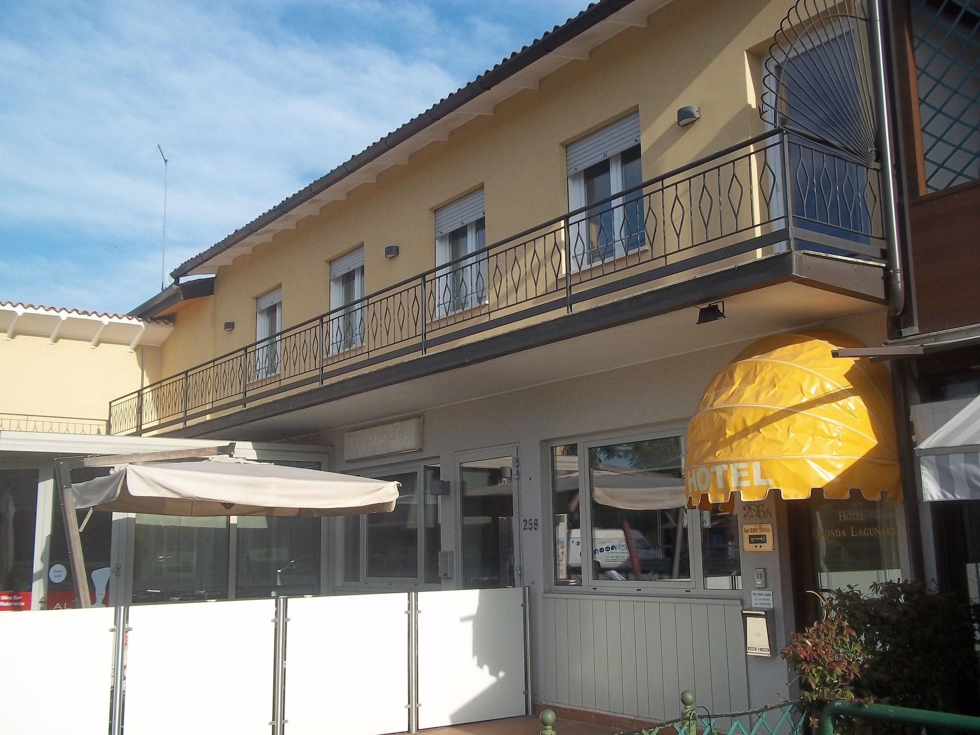 Varios Hotel Gronda Lagunare