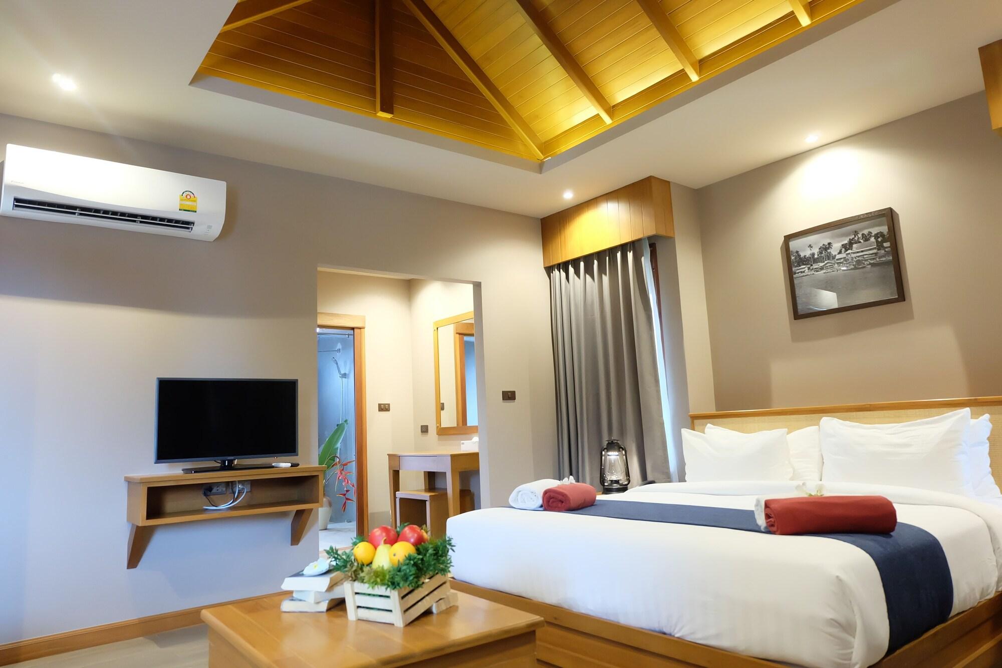 Varios Koh Ma Beach Resort
