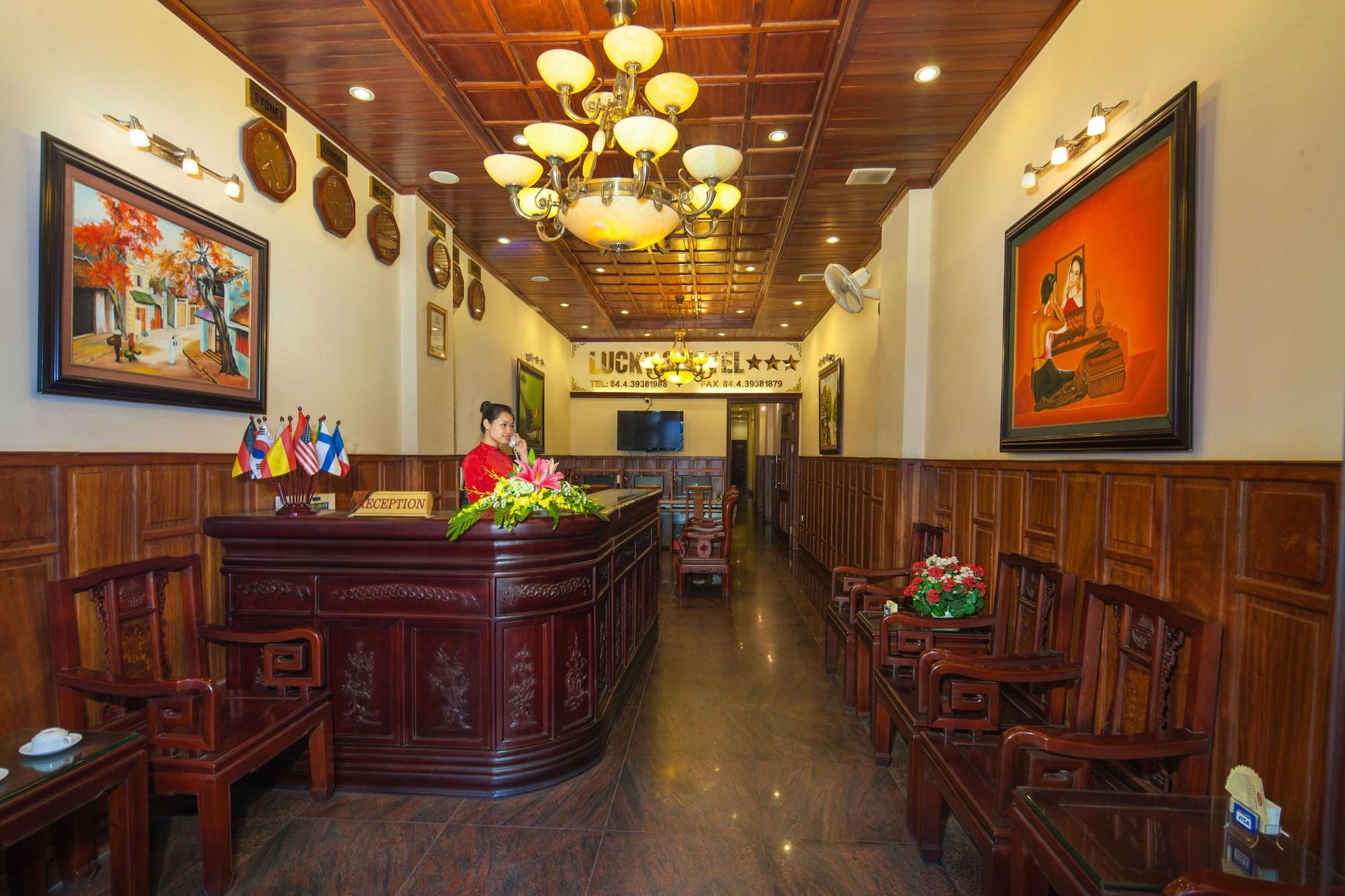 Vista Lobby Lucky 3 Hotel & Travel