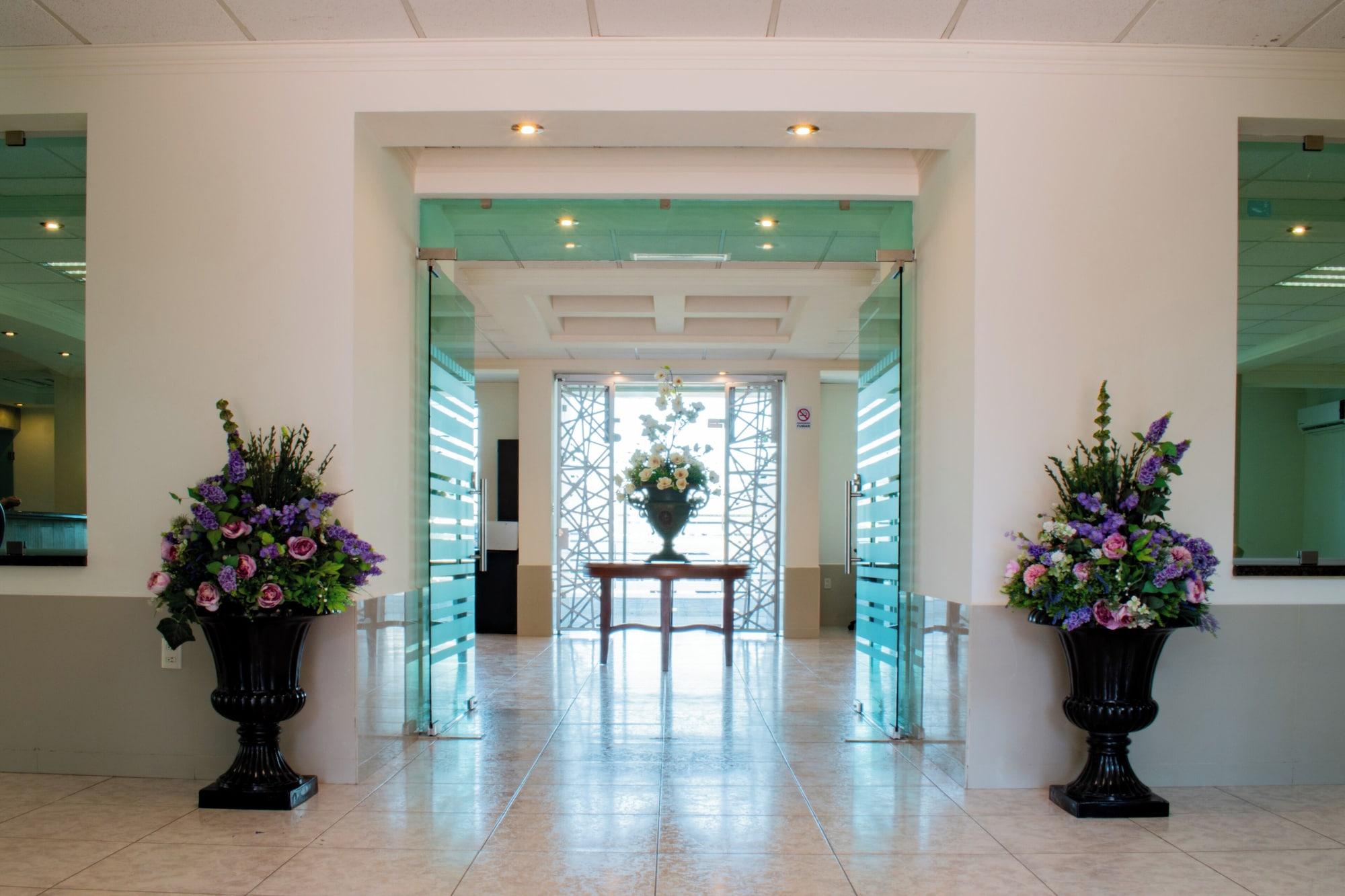 Vista Lobby Hotel & Suites Aliana