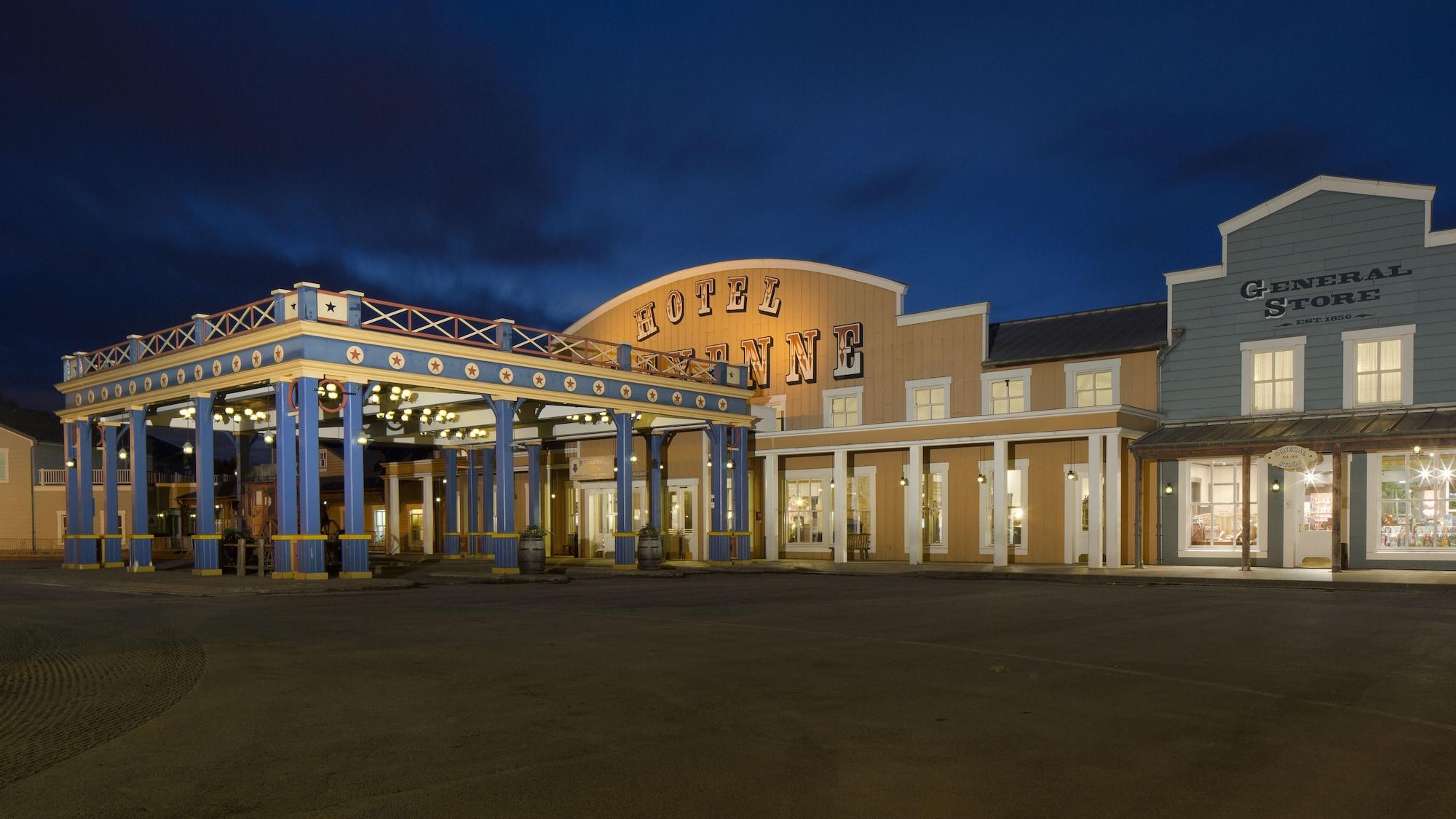 Vista Exterior Disney Hotel Cheyenne