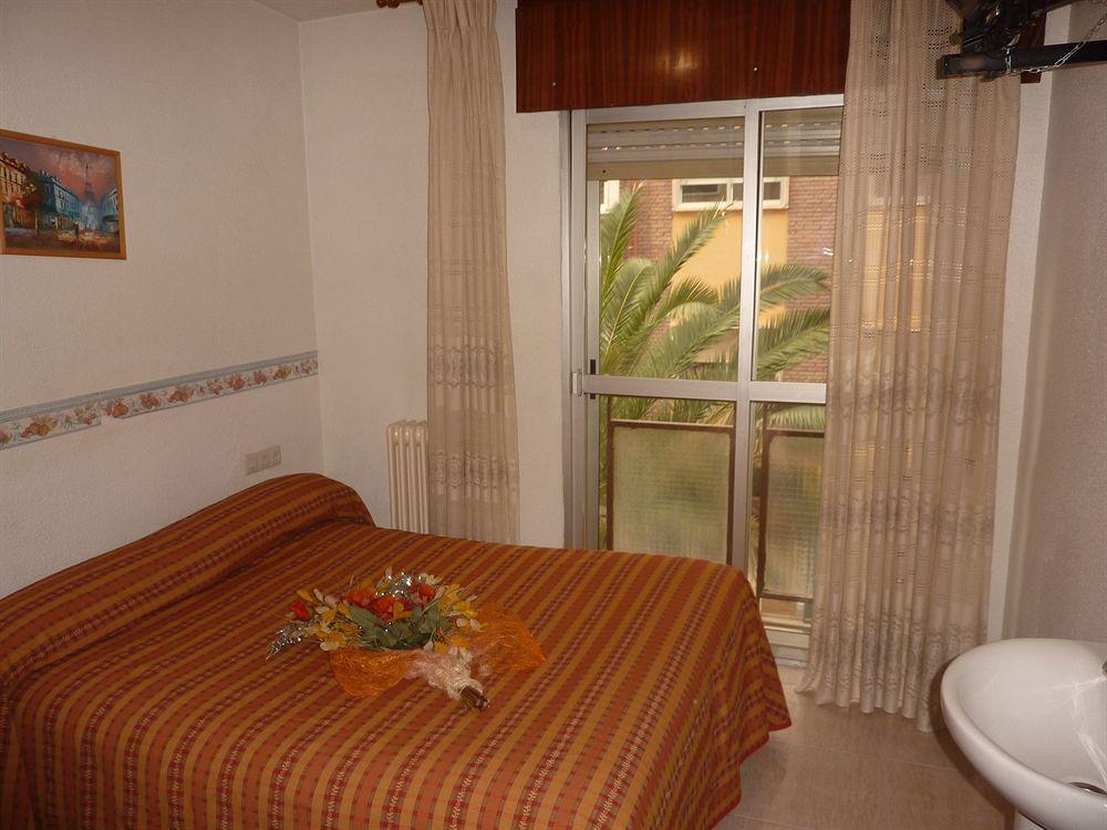 Varios AB Pension Granada - Hostel