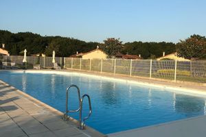 Alquiler Vacacional - Amazing Holiday Home in Les Forges With Terrace