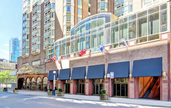 DoubleTree by Hilton Hotel Toronto Downtown