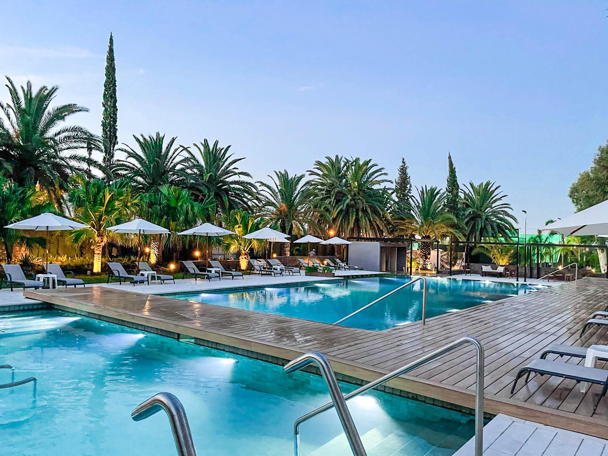 Vista Piscina Los Pinos Resort & Spa Termal All Inclusive