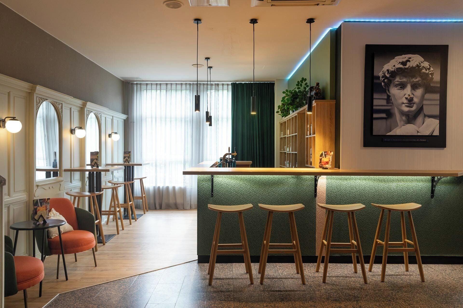 Bar/Salón ACHAT Hotel Schwetzingen Heidelberg