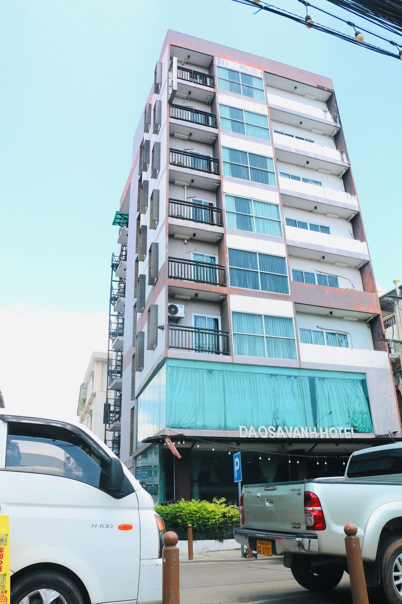 Varios Daosavanh Grand Hotel