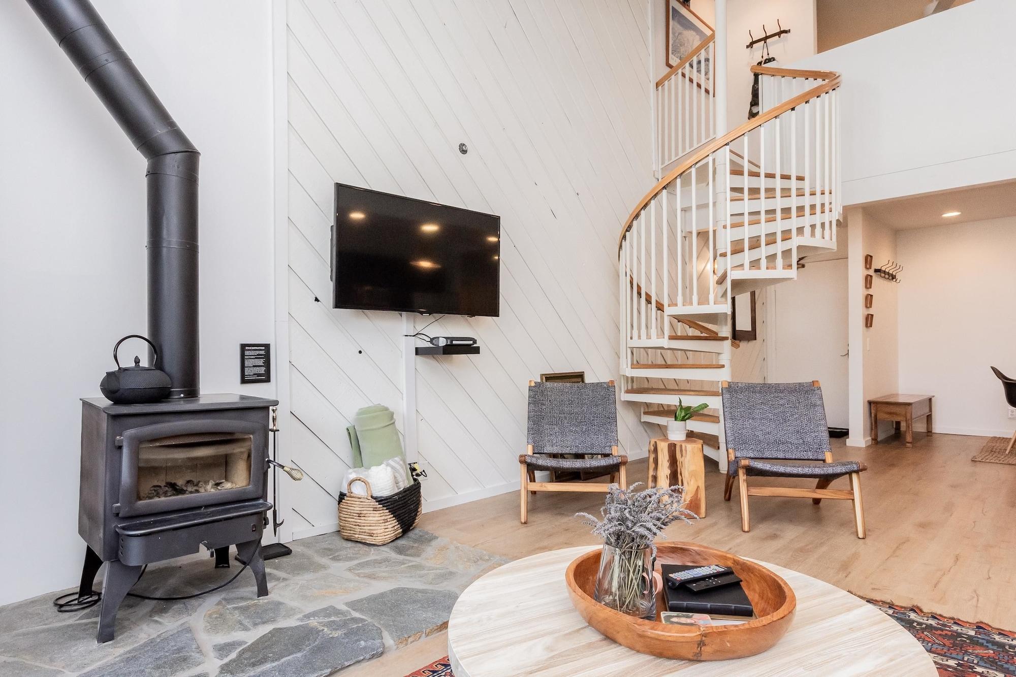 Varios Crestview B44