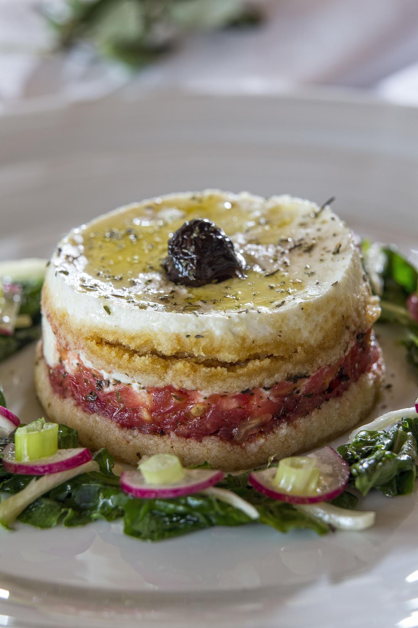 Restaurant Moni Emvasis Luxury Suites