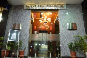 Alojamiento - Leela Grande Hotel