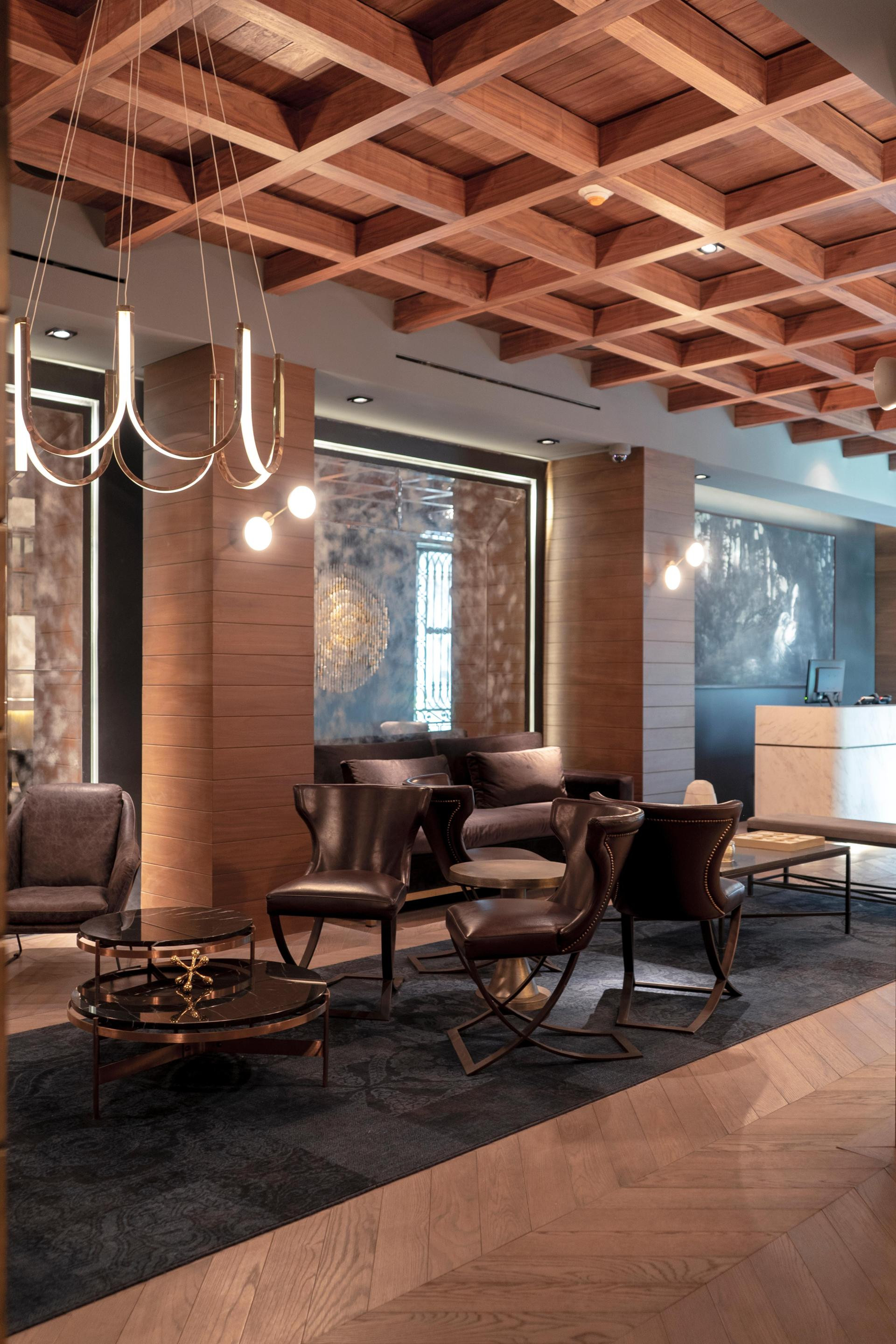 Vista Lobby Brick Hotel - Small Luxury Hotels of the World