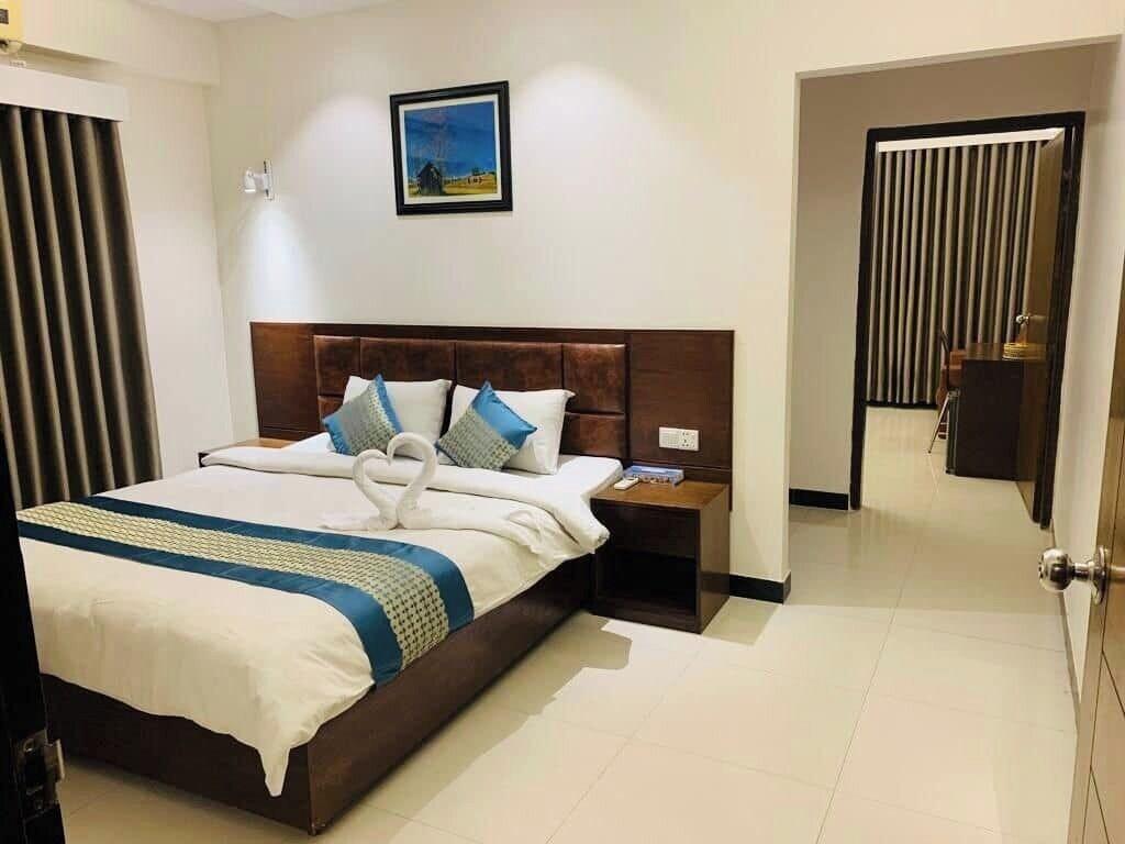 Varios Ocean Palace Cox'sBazar