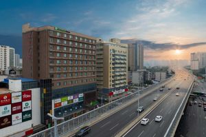 Alojamiento - Holiday Inn Express Zhengzhou Nongye Road